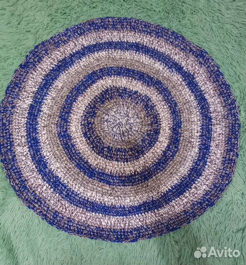Коврик вязаный