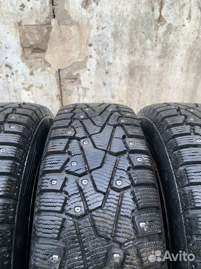 Комплект зимних колес на ваз R14 Pirelli Ice Zero