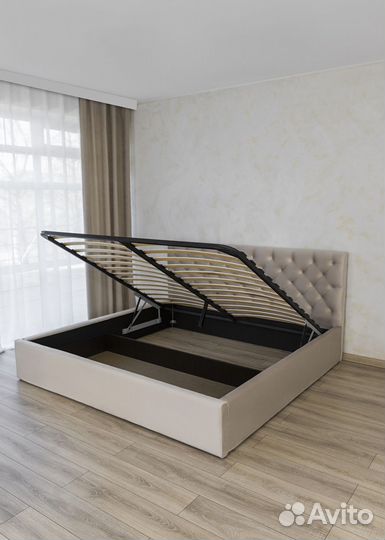 Кровать с подъемным механизмом 180х200 барокко