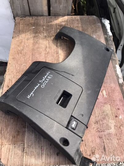 Накладка подрулевой колонки Hyundai Solaris 1