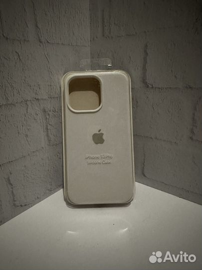 Чехол на iPhone 13 pro