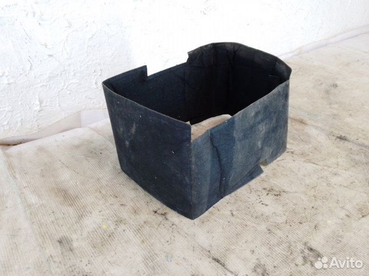 Чехол аккумулятора Skoda Octavia (A5 1Z)