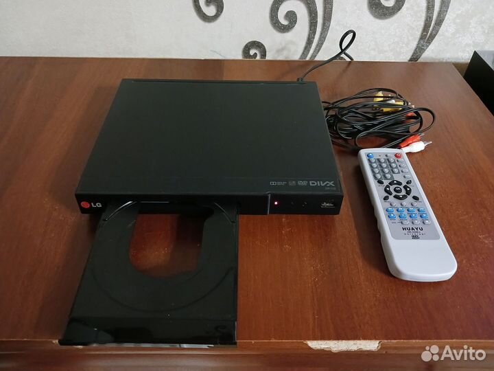 DVD плеер LG DP-132 с USB
