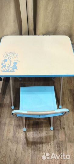 Детский столик и стульчик бу
