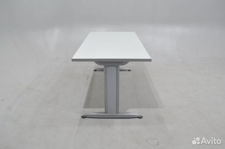 Стол офисный