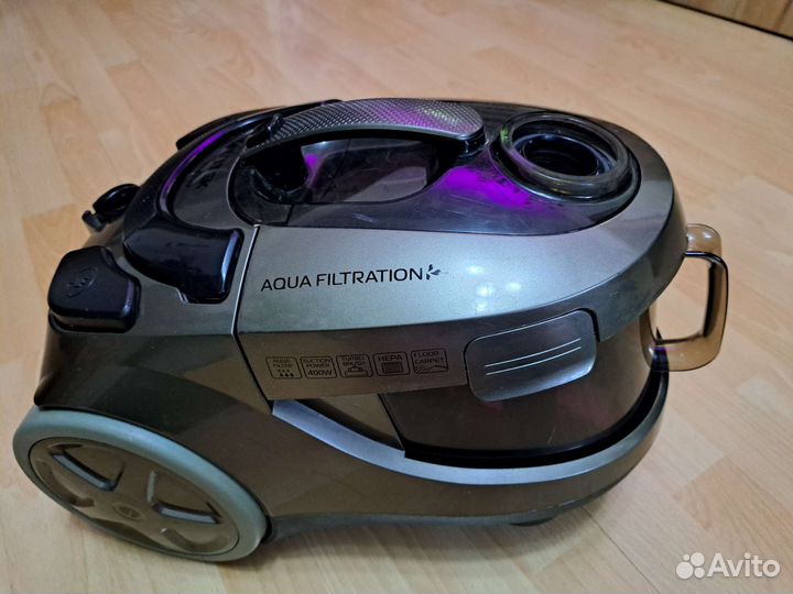 Пылесос Vitek VT 1838 SR. 1800 400 Вт