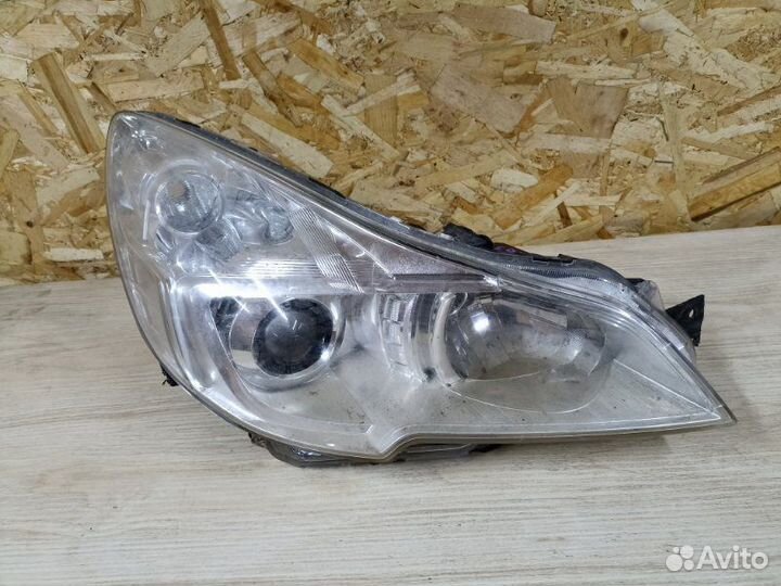 Фара правая Subaru Legacy outback