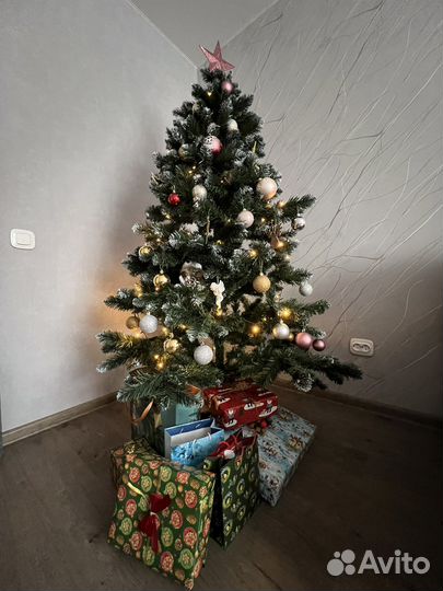 Елка искусственная