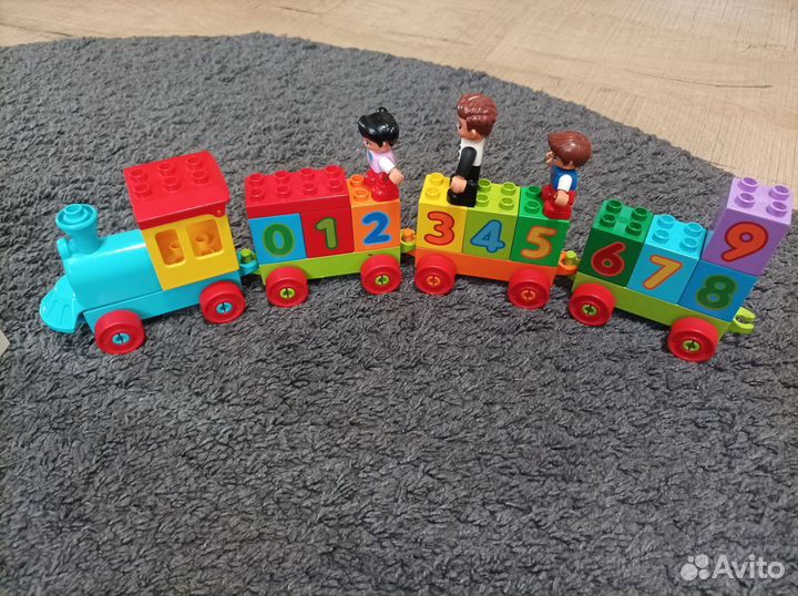 Железная дорога дупло с паровозиком