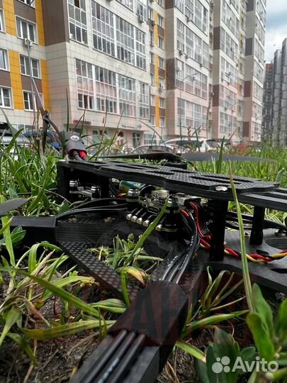 Квадрокоптeр фпв рiranha 10 ''