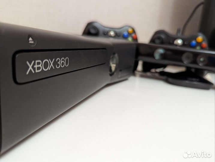 XBox 360 FreeBoot + Kinect + 150 игр