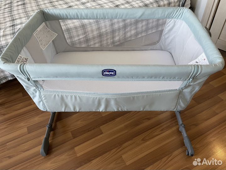 Приставная кроватка Chicco Essential