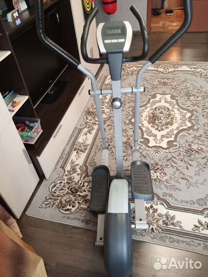 Эллиптический тренажер torneo