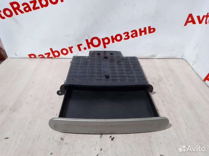 Полка панели Chery m11