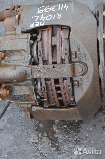 Суппорт переднего моста, левый renault trucks Magn