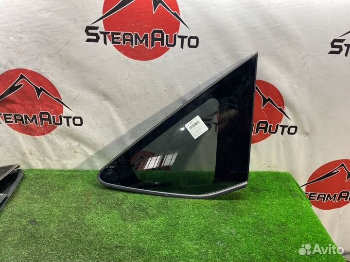 Стекло собачника правое Toyota Prius Alpha ZVW41