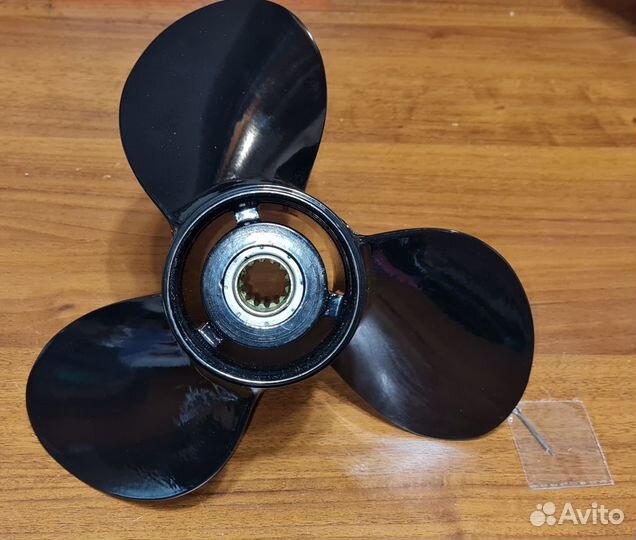 Винт гребной Suzuki DT40-DT65 3х11-1/4х15