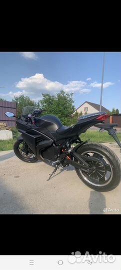 Электромотоцикл Yamaha R3