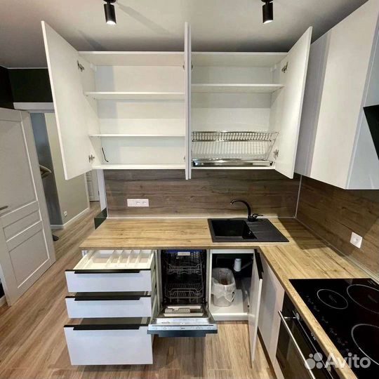 Кухонный гарнитур