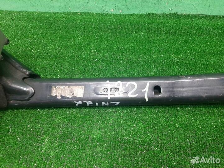 Растяжка стаканов Volvo XC90 2006