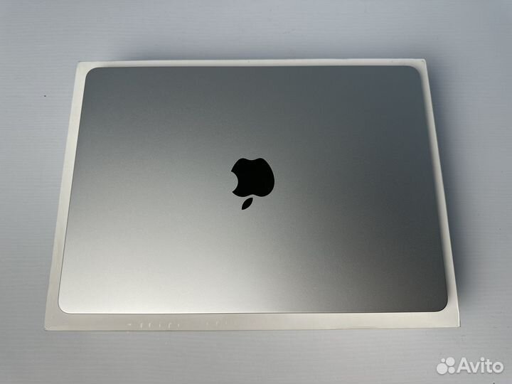 MacBook Air 13 2024 M3 256Gb Silver, как новый