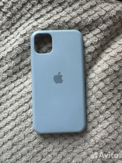 Чехлы на телефон iPhone 11