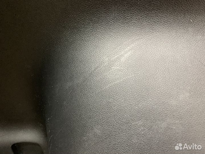 Kia Sportage Обшивка багажника левая