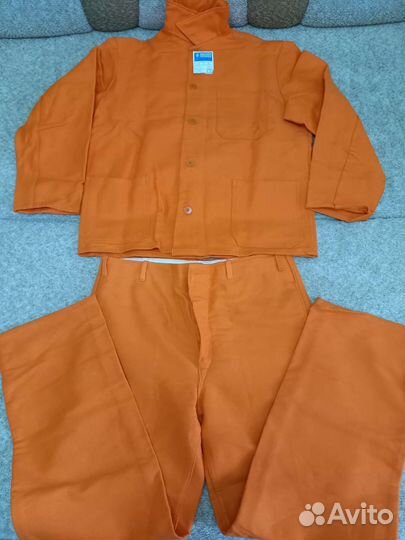 Рабочие костюмы и комбинезон новые