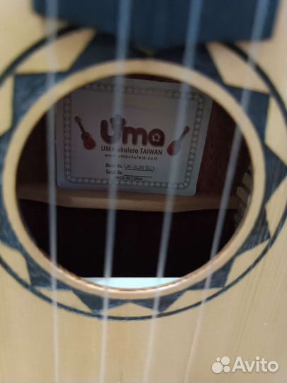 Гитара укулеле