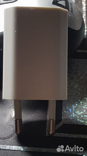 Блок для зарядки iPhone