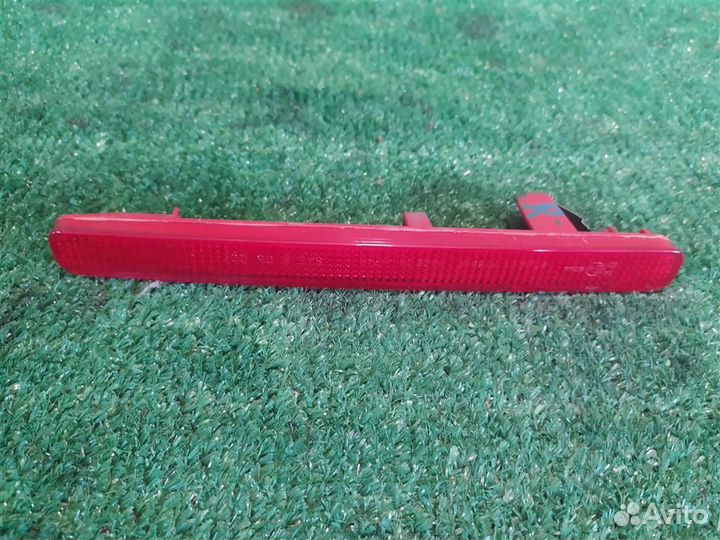 Отражатель бампера заднего правый Honda Accord 8