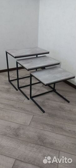 Журнальный столик приставной