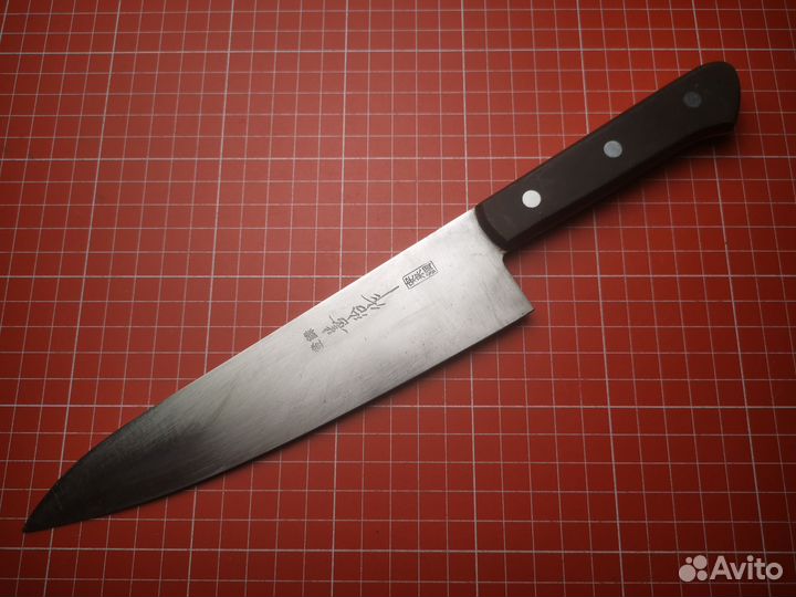 Японский кухонный нож Гюйто 200 мм