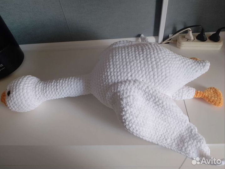 Гусь обнимусь