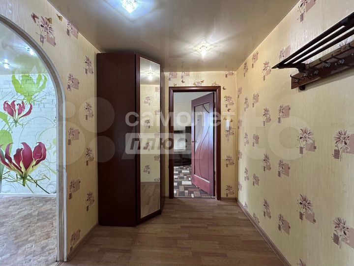 3-к. квартира, 61 м², 5/5 эт.