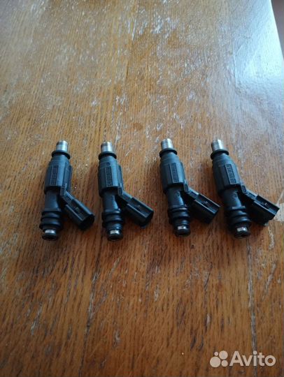 Топливная форсунка toyota corolla