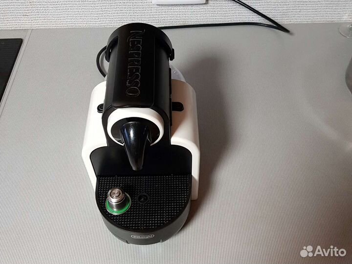 Капсульная кофемашина Delonghi nespresso