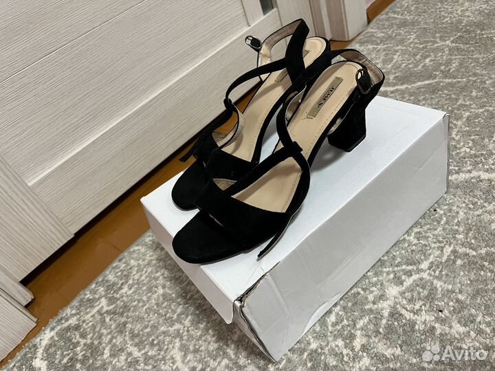 Босоножки женские 40 размер