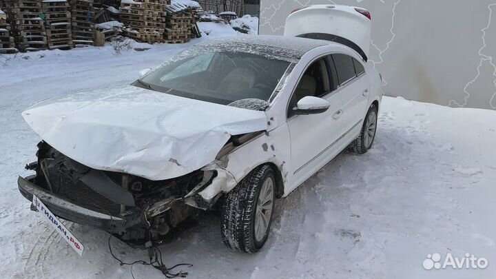 Стекло двери передней правой Volkswagen Passat CC 3C8845202A