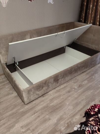 Детская кровать диван с мягкими бортиками бу