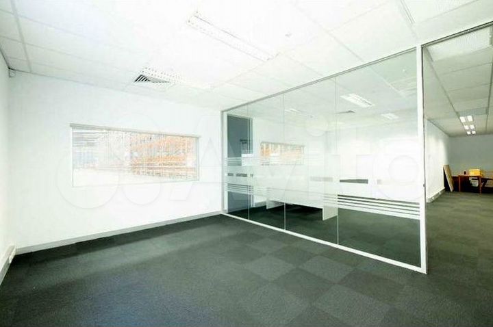 Склад, 3700 м²