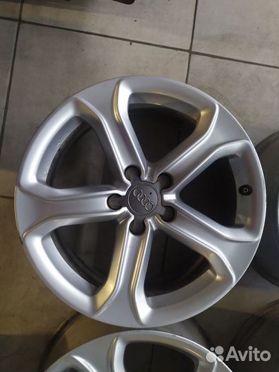 Диск алюминовый литой R17 audi A5 Sportback (8T)