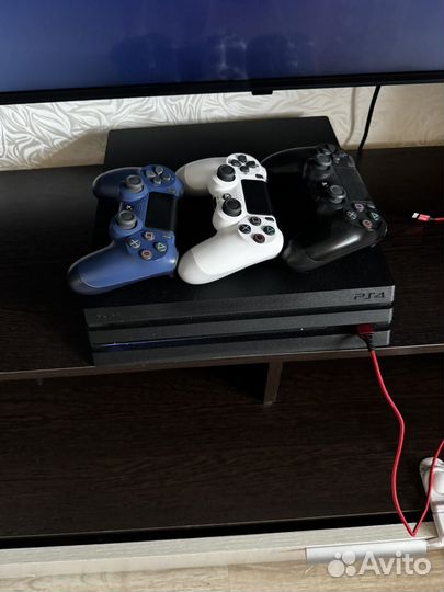 Sony playstation 4 PS4 pro 1tb