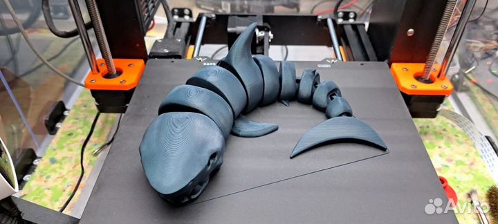 Пдвижная акула (колекционирование и игрушки)