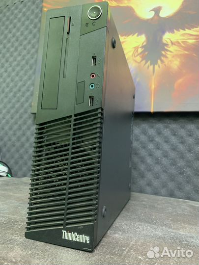 Lenovo ThinkCentre M72e i3-2130/8GB DDR3/HDD 250Gb