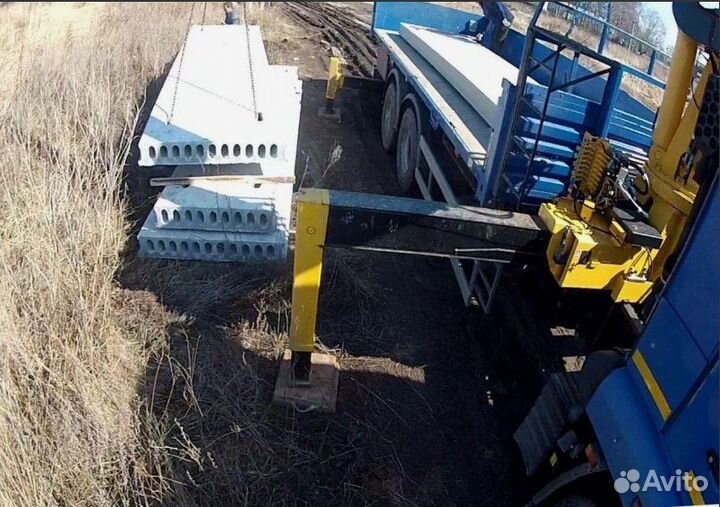 Плиты Многопустотные близко