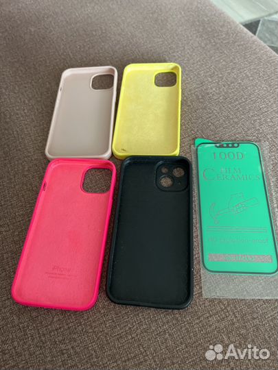 Чехлы на телефон iPhone 13