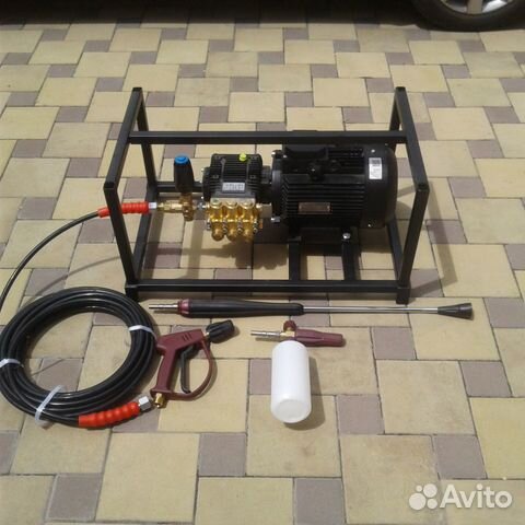 Аппарат высокого давления(мойка) Bertolini