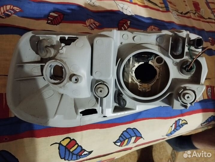 Продам фару