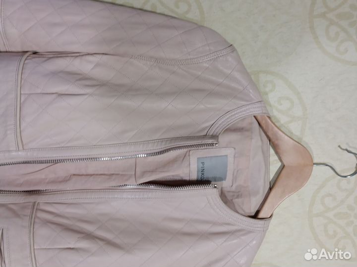 Кожаная куртка женская L